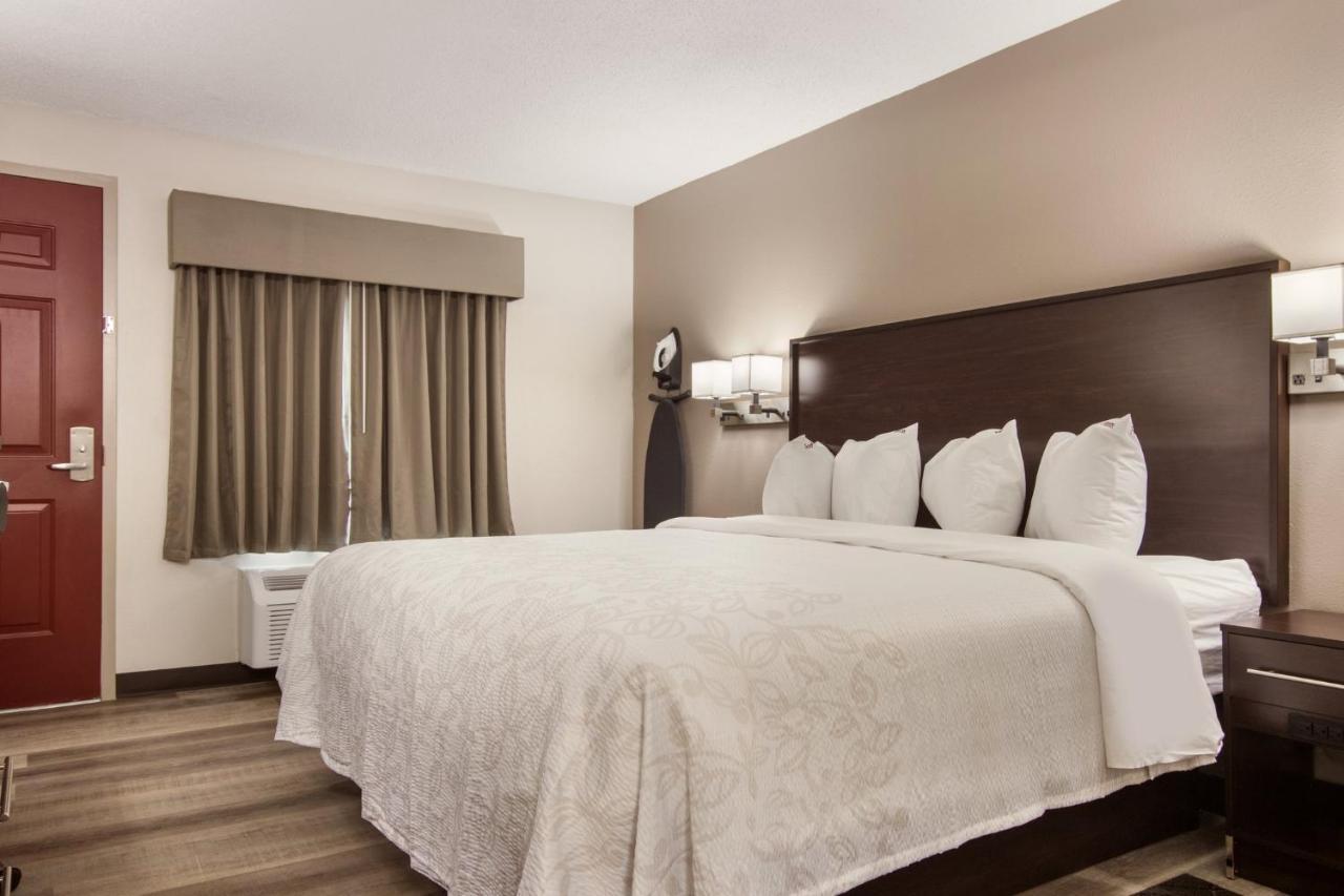 Red Roof Inn Plus & Suites Erie Dış mekan fotoğraf